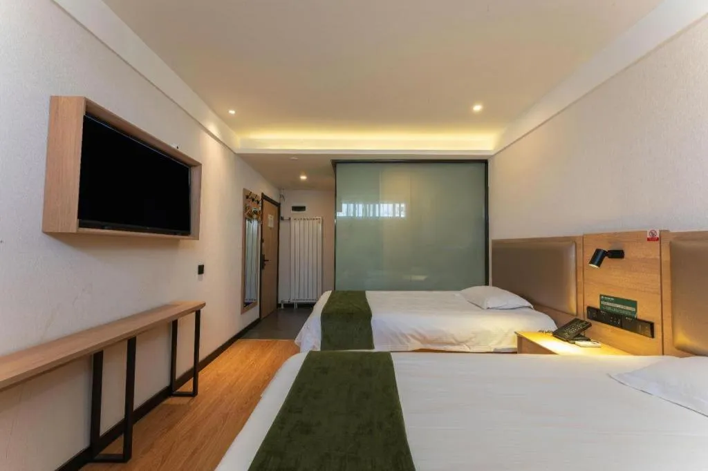 Bed in Green Tree Inn Express Jinan Huaiyin District Jingshi Road Children's Hospital