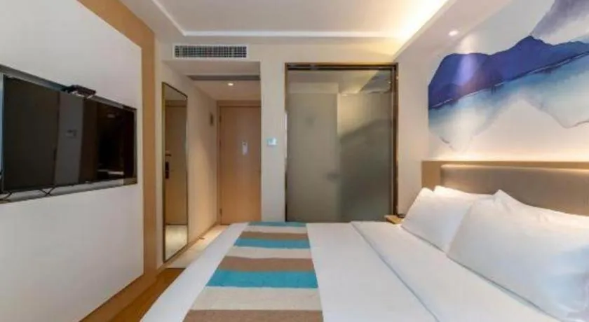 Bed in VX Hotel Xiamen Siming District Xiamen University Huandao Road