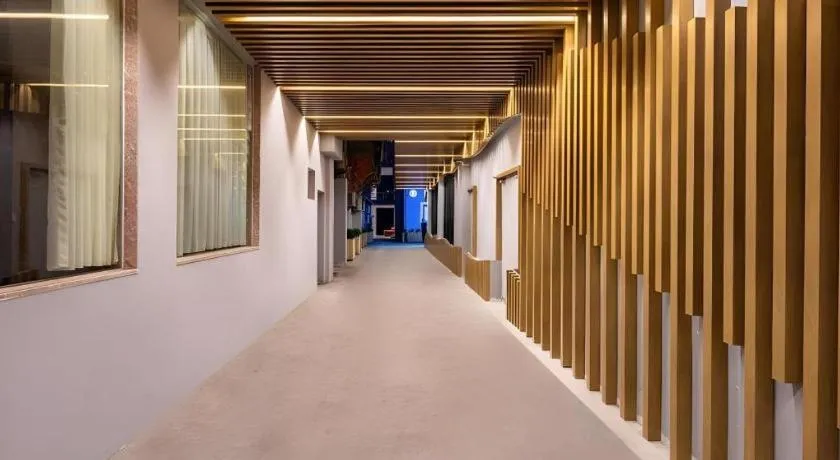 VX Hotel Xiamen Siming District Xiamen University Huandao Road