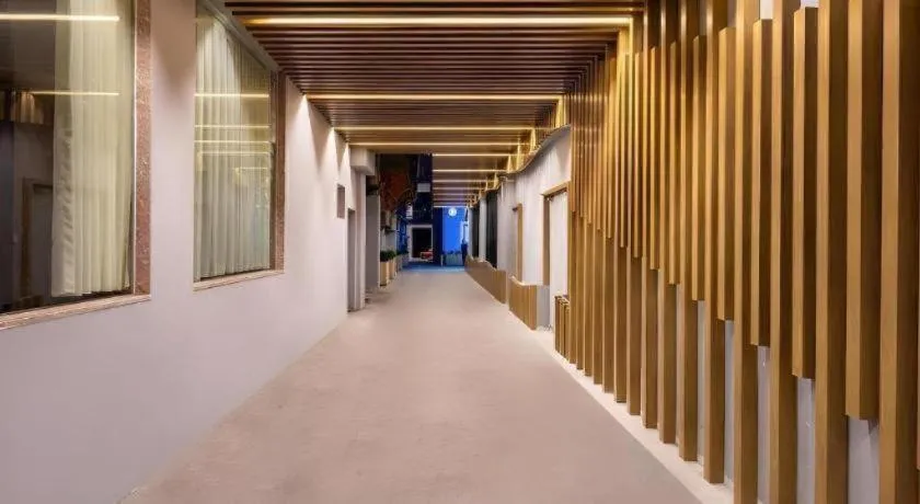 VX Hotel Xiamen Siming District Xiamen University Huandao Road