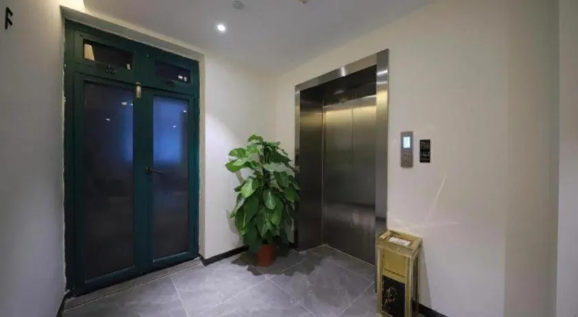 Green Tree Inn Guangxi Wuzhou 2nd Xinxing Road Liangguang Market