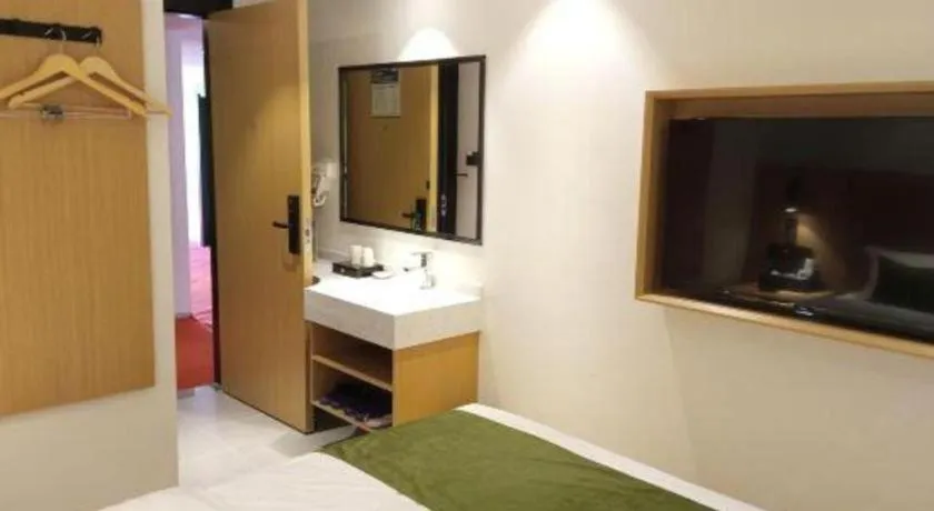 Green Tree Inn Guangxi Wuzhou 2nd Xinxing Road Liangguang Market