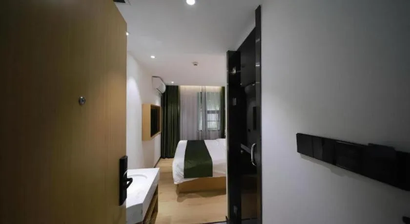 Green Tree Inn Guangxi Wuzhou 2nd Xinxing Road Liangguang Market