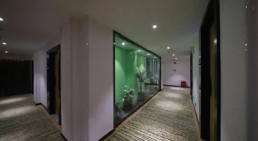 Green Tree Inn Guangxi Wuzhou 2nd Xinxing Road Liangguang Market