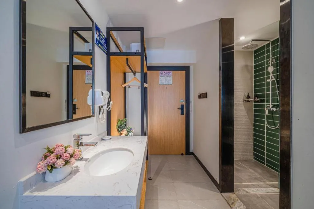 Green Tree Inn Guangxi Wuzhou 2nd Xinxing Road Liangguang Market