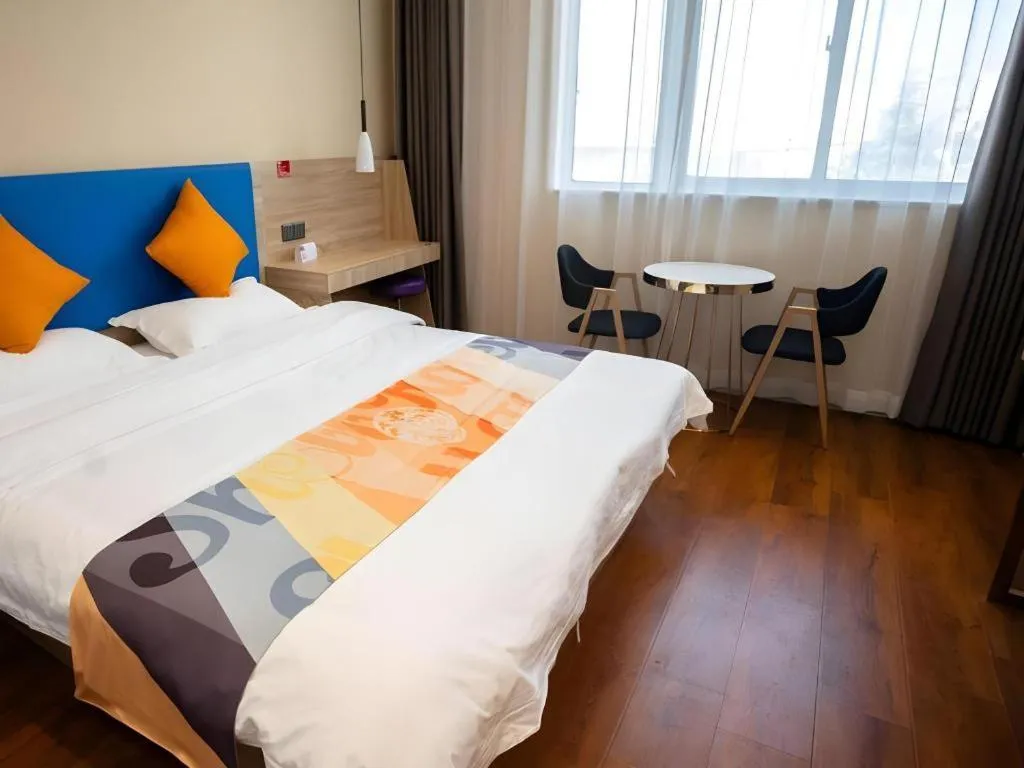 Bed in Shell Hotel Anhui Bozhou Lixin County People's Hospital Chuangye Road