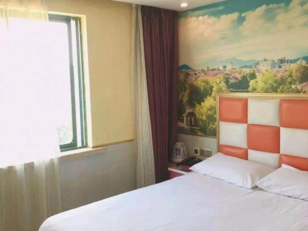 Bed in Ease Hotel Shanghai Chuanhuan Nan Road Chuansha Metro Station