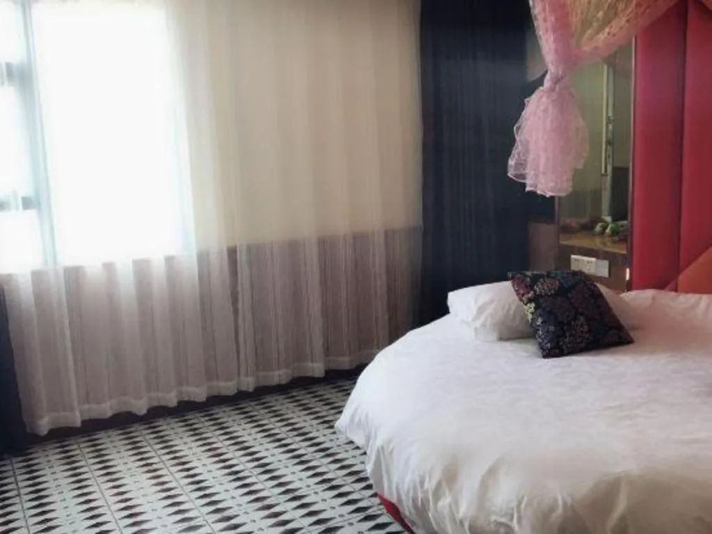 Bed in Ease Hotel Shanghai Chuanhuan Nan Road Chuansha Metro Station