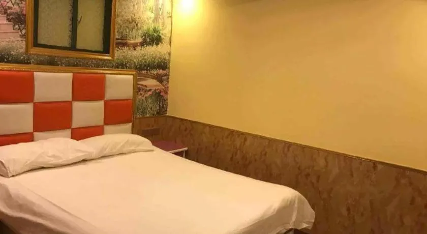 Bed in Ease Hotel Shanghai Chuanhuan Nan Road Chuansha Metro Station