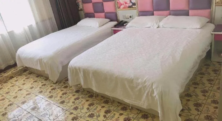 Bed in Ease Hotel Shanghai Chuanhuan Nan Road Chuansha Metro Station