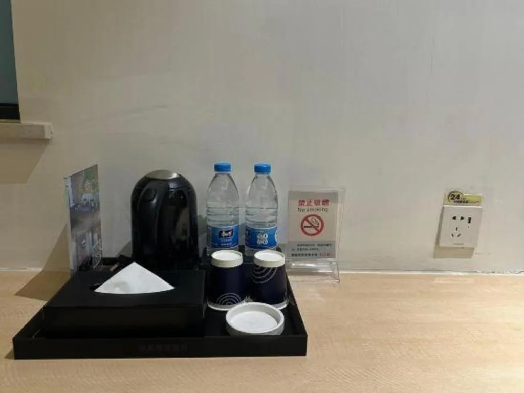 Ease Hotel Xi'an Chang'an Square Bei Road College Town