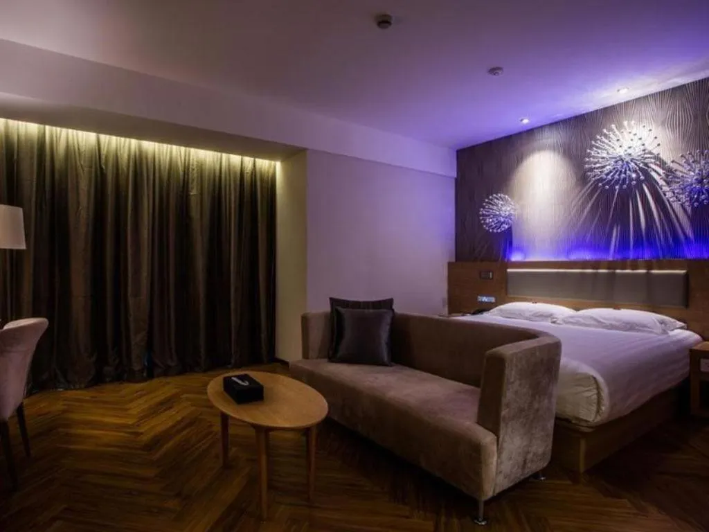 Crystal Orange Hotel Changzhou Dinosaurs Park