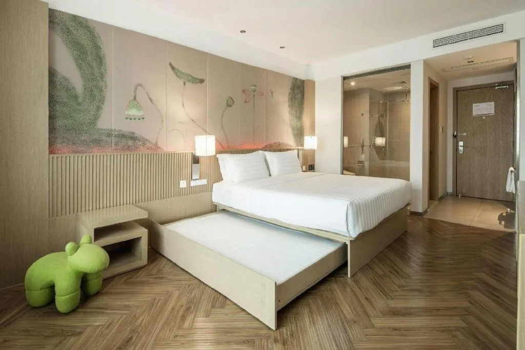 Crystal Orange Hotel Changzhou Dinosaurs Park