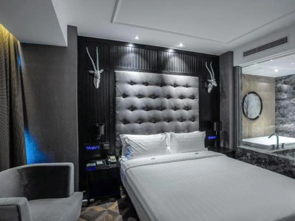 Crystal Orange Hotel Changzhou Dinosaurs Park