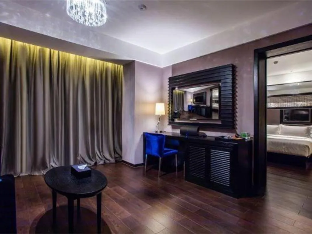 Crystal Orange Hotel Changzhou Dinosaurs Park