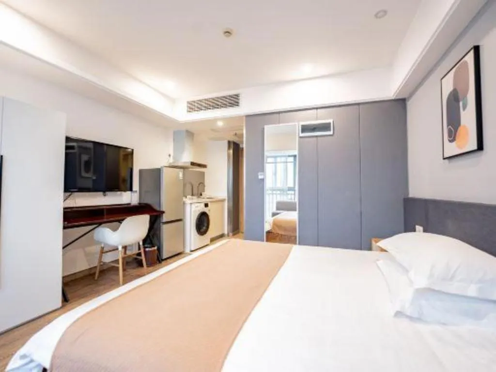 Crystal Orange Hotel Changzhou Dinosaurs Park