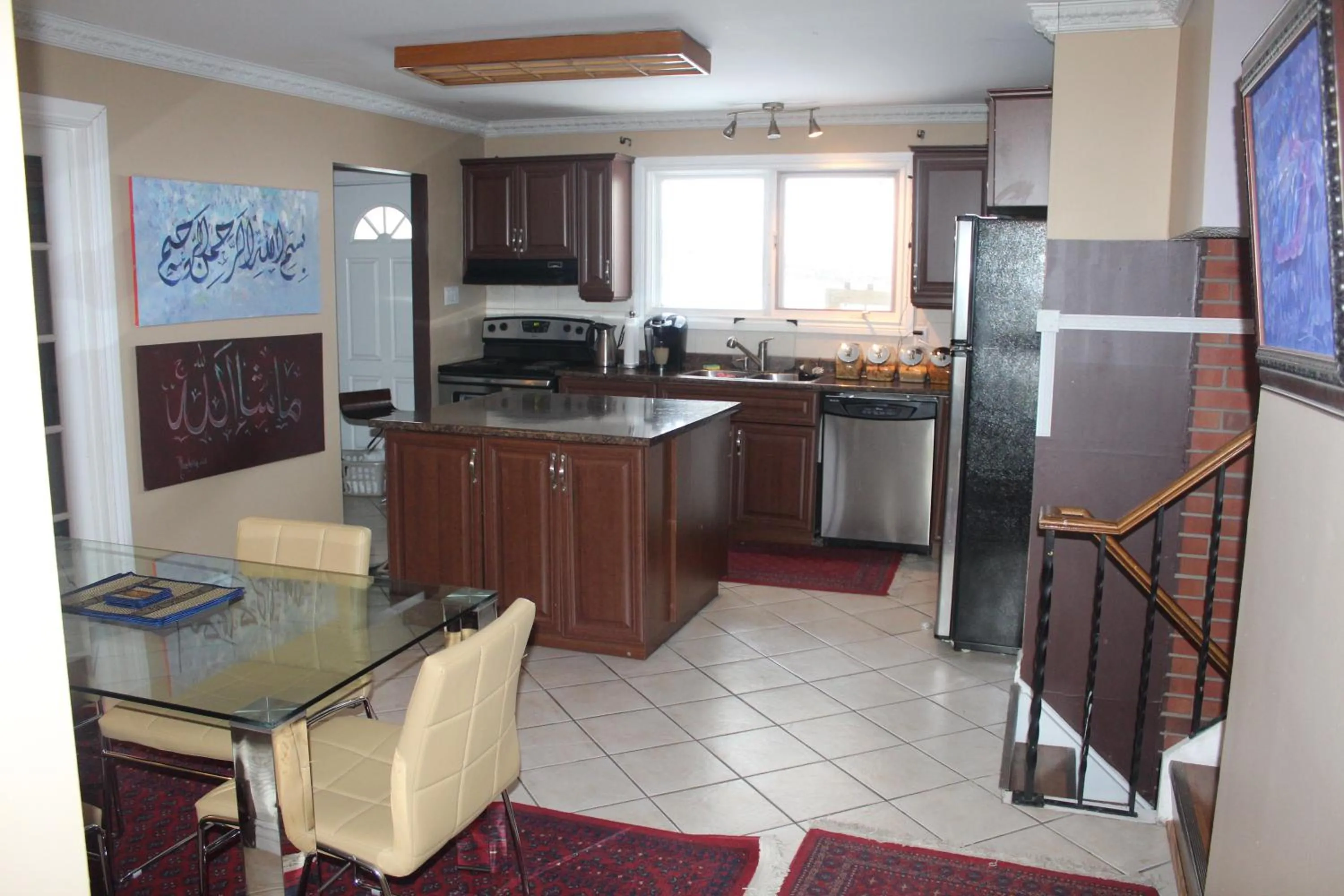 Dining area in Mac B&B