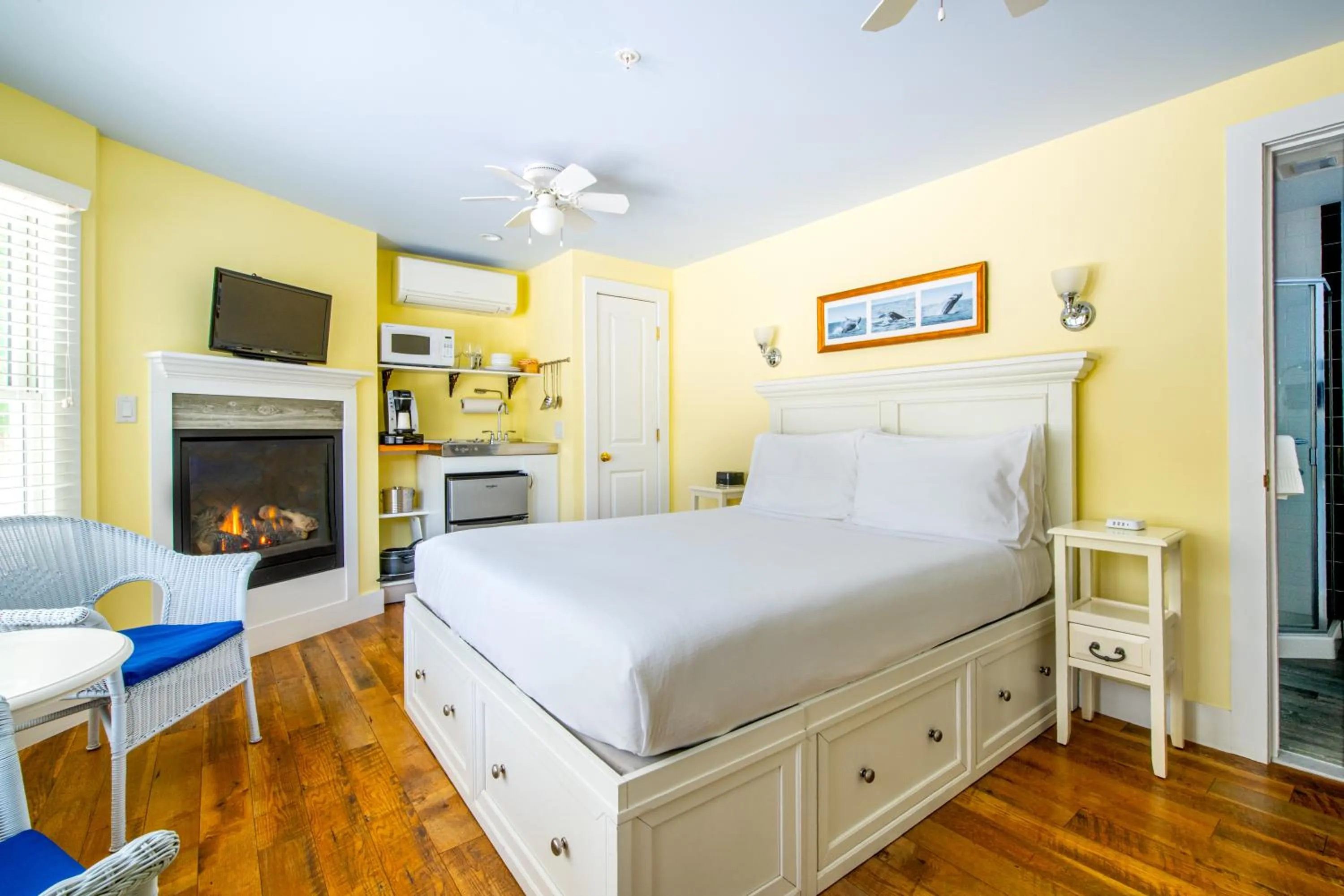 Bed in Admiral's Landing