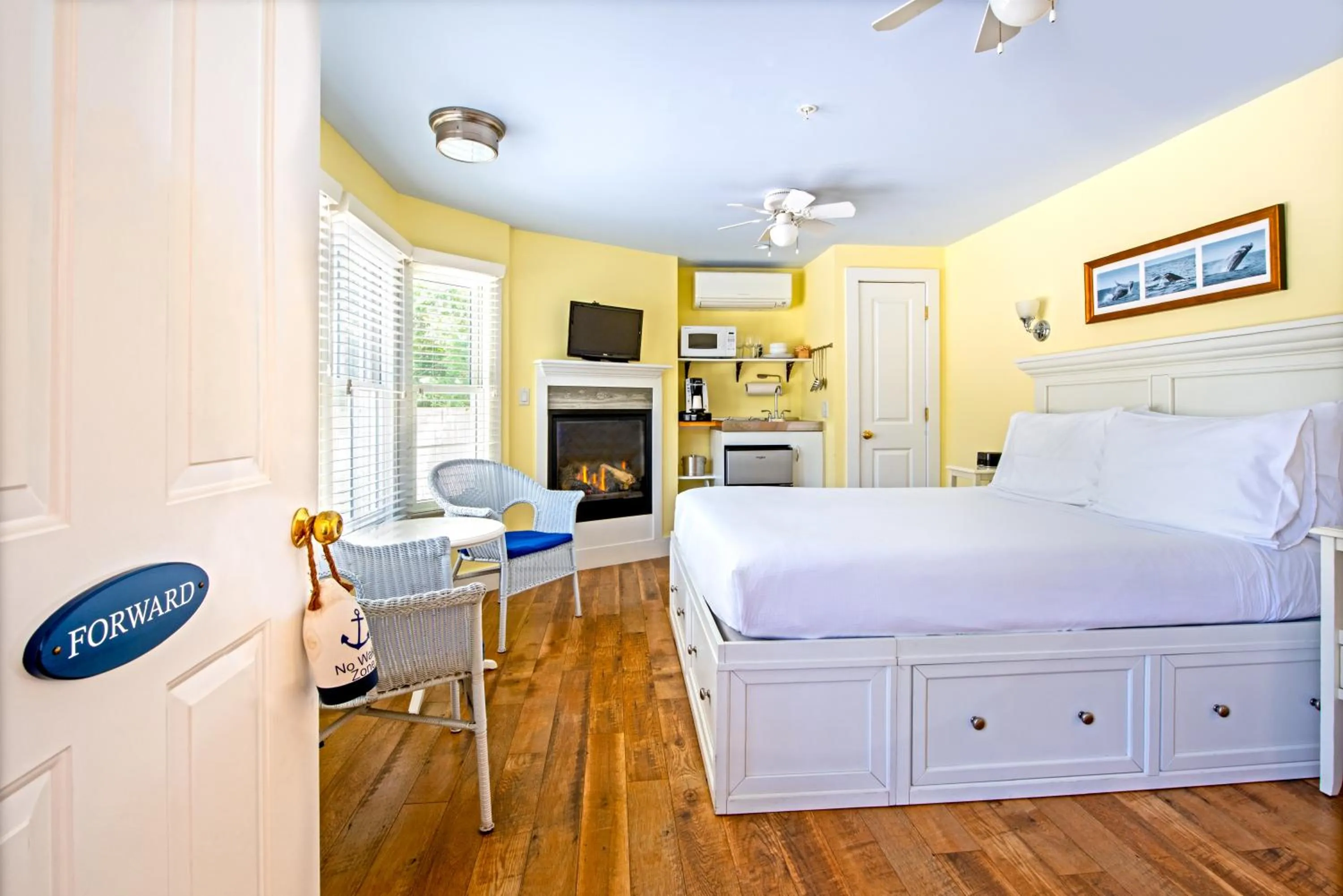 Bed in Admiral's Landing