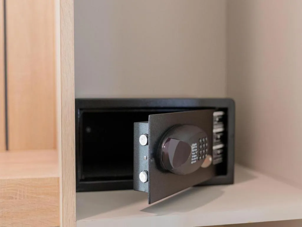 B2 Huai Khwang Premier Hotel