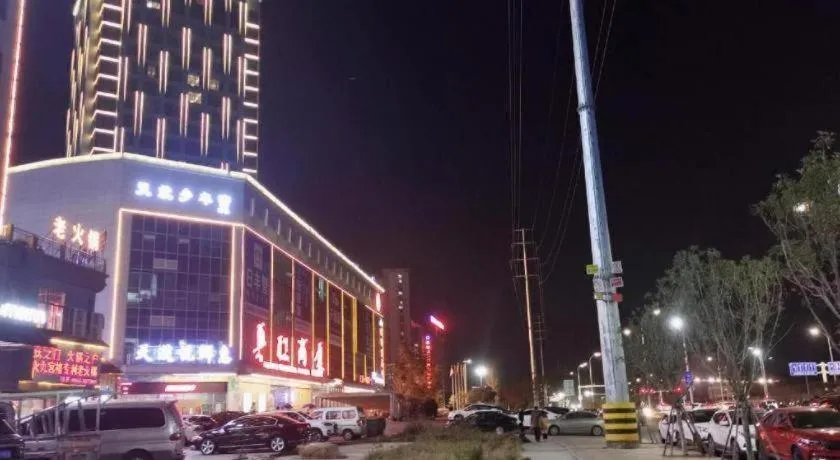 Green Tree Inn Fuyang Funan County Tianzhu Square