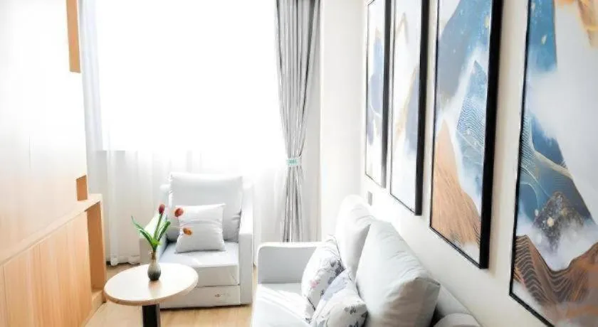 Green Tree Inn Fuyang Funan County Tianzhu Square