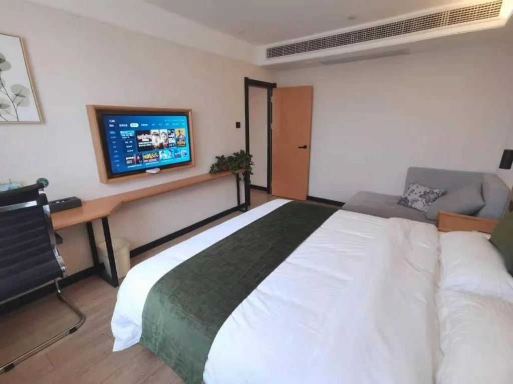 Bed in Green Tree Inn Fuyang Funan County Tianzhu Square