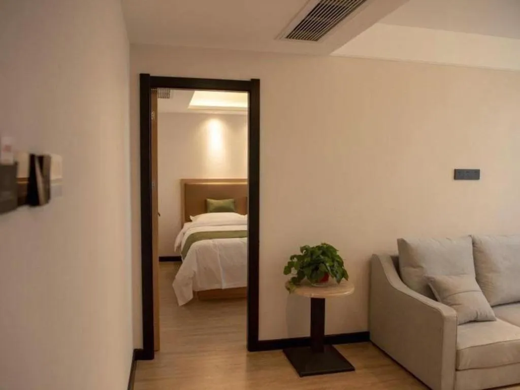 Bed in Green Tree Inn Fuyang Funan County Tianzhu Square