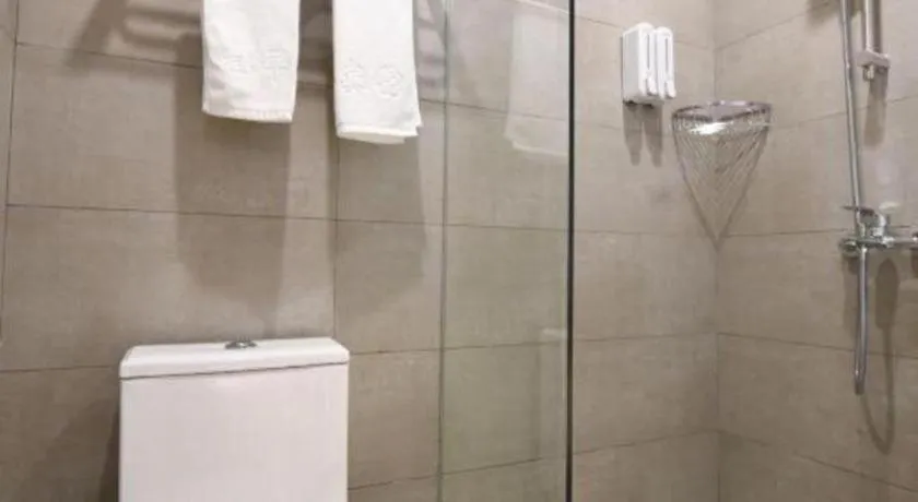 Shell Hotel Shanghai Normal University Hongcao Road Metro Station Guiping Road