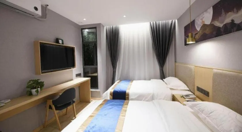 Bed in Shell Hotel Shanghai Normal University Hongcao Road Metro Station Guiping Road