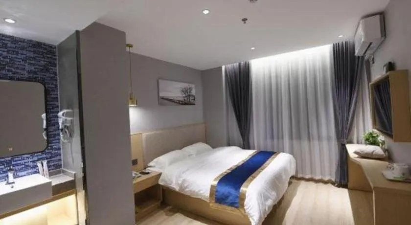 Bed in Shell Hotel Shanghai Normal University Hongcao Road Metro Station Guiping Road