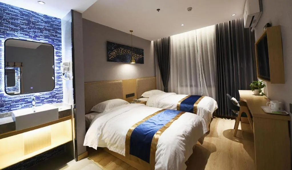 Bed in Shell Hotel Shanghai Normal University Hongcao Road Metro Station Guiping Road