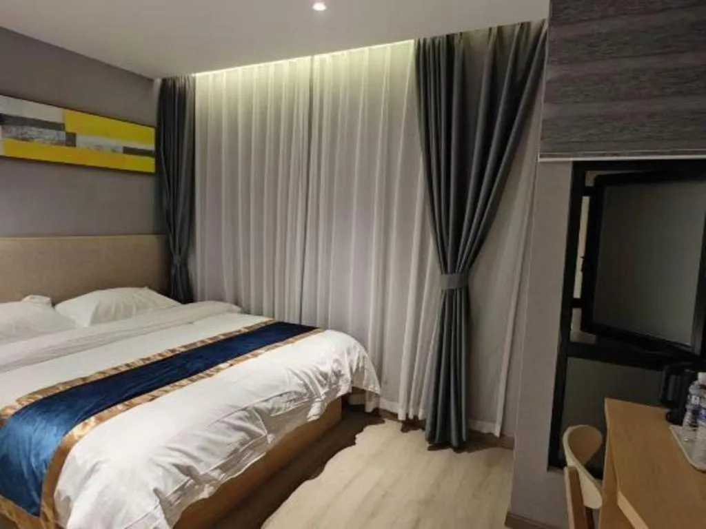 Bed in Shell Hotel Shanghai Normal University Hongcao Road Metro Station Guiping Road