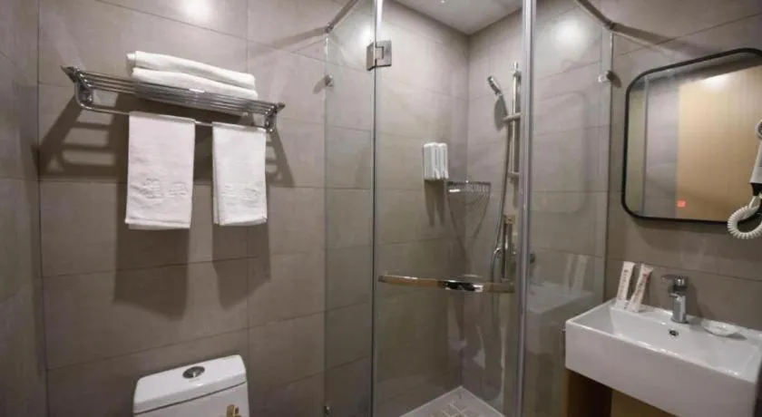 Shell Hotel Shanghai Normal University Hongcao Road Metro Station Guiping Road