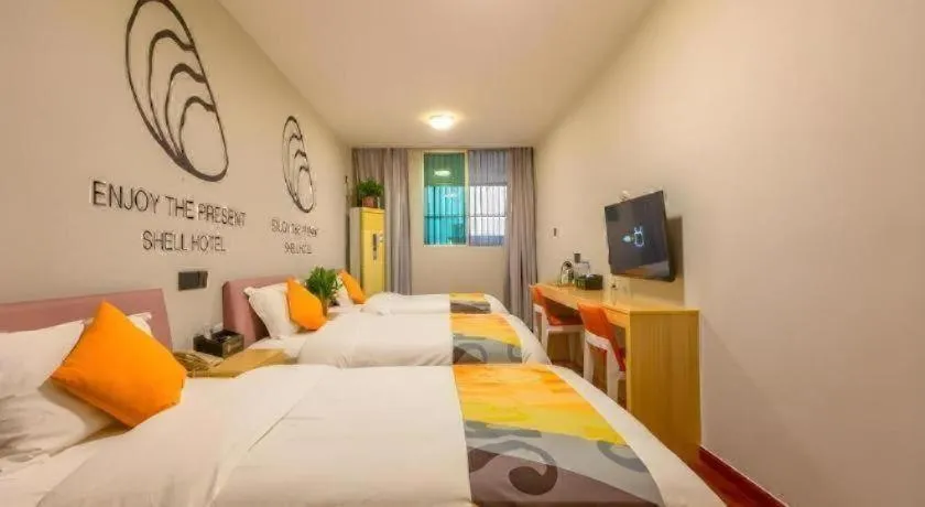 Bed in Shell Hotel Suzhou Zhangjiagang Jingang Town Central Plaza