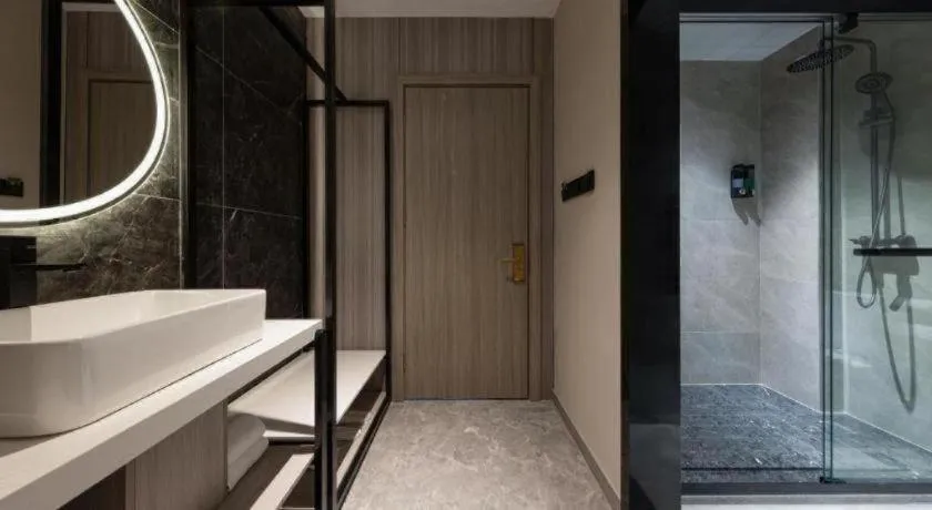 Shell Hotel Suzhou Zhangjiagang Jingang Town Central Plaza