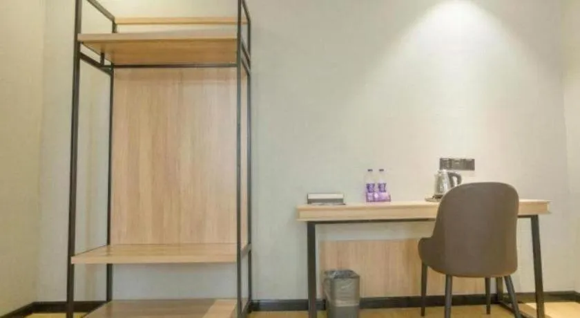 Green Tree Inn Express Hefei Yungu Road Linhu Community