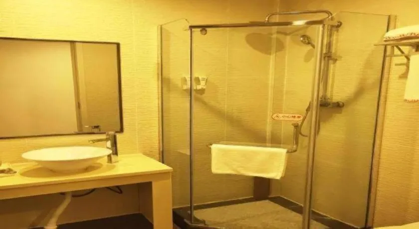 Shell Hotel Liaocheng Dongchang Xi Road Railway Station