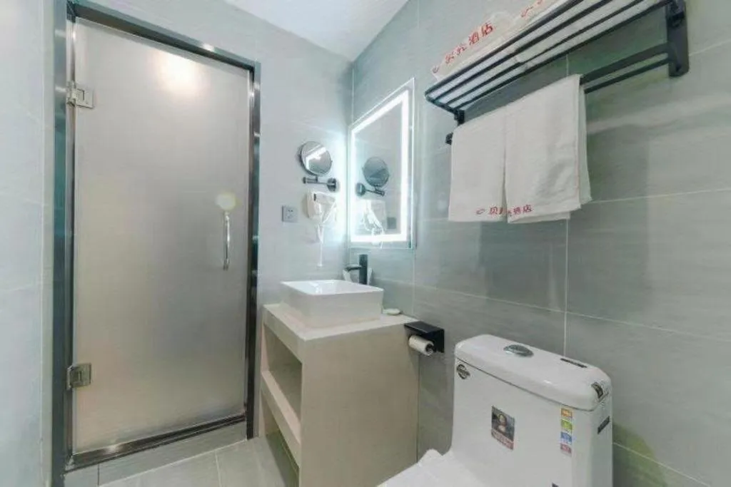 Shell Hotel Zhengzhou East High-Speed Railway Station Zhengdong Commerical Center