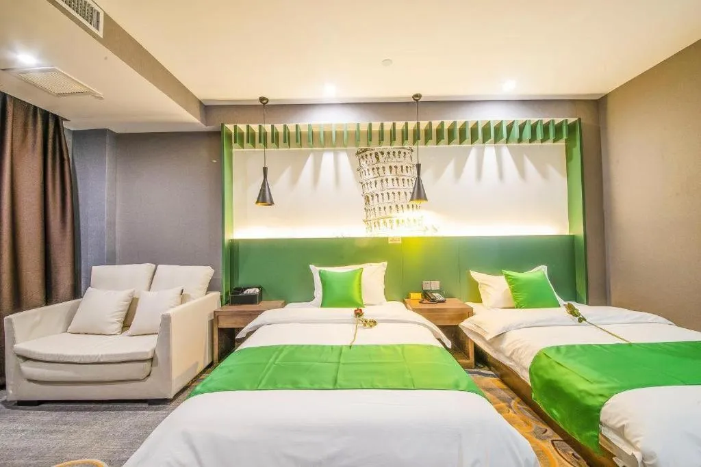 Bed in Shell Hotel Zhengzhou East High-Speed Railway Station Zhengdong Commerical Center