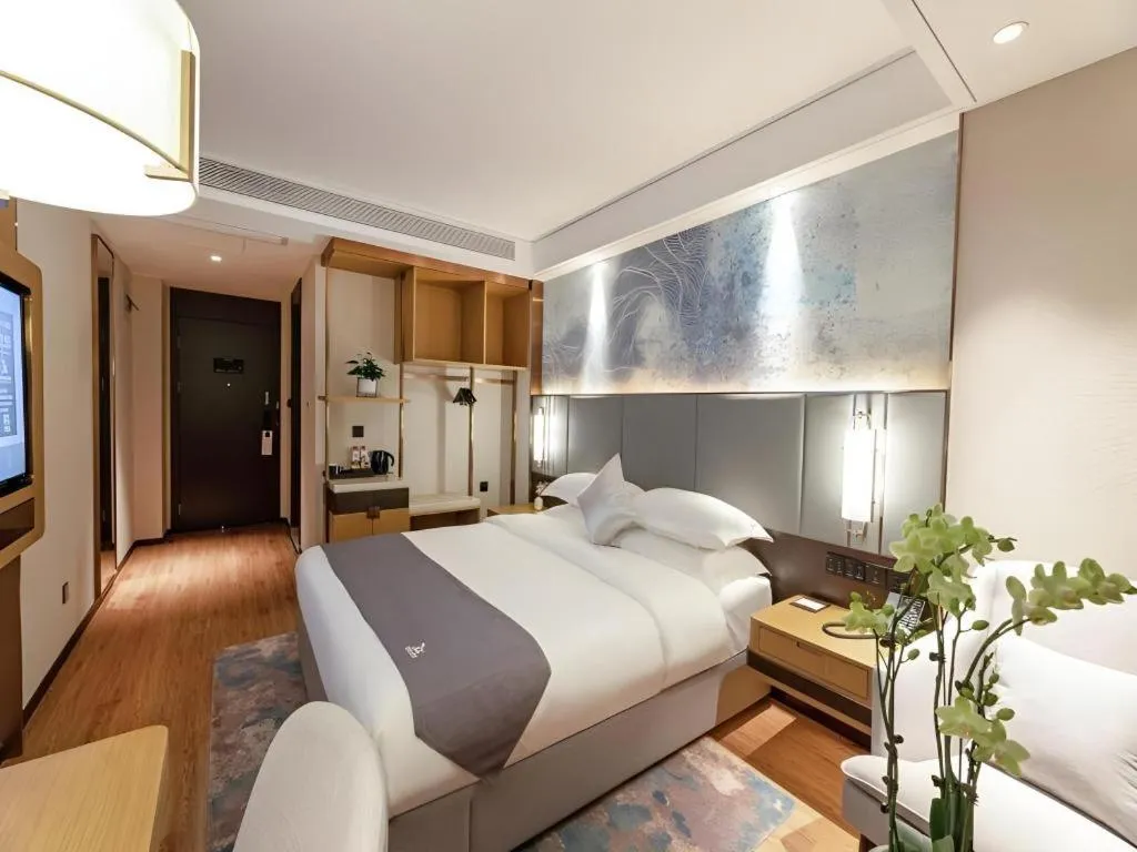 Bed in GreenTree Eastern Hotel Suzhou Dushu Lake Yinshan Lake Guoyuan Road Metro Station