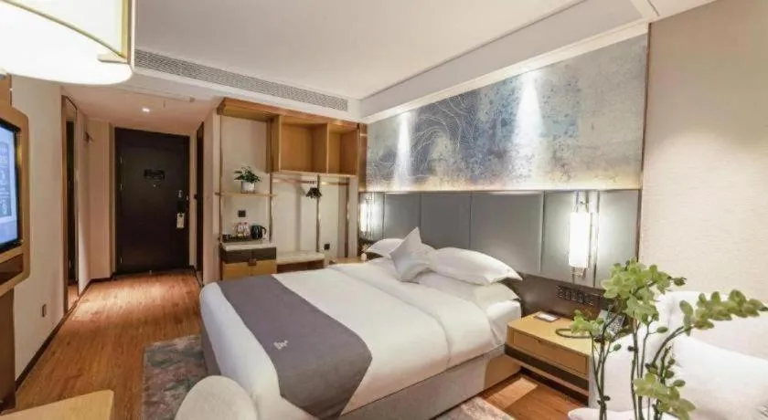 Bed in GreenTree Eastern Hotel Suzhou Dushu Lake Yinshan Lake Guoyuan Road Metro Station