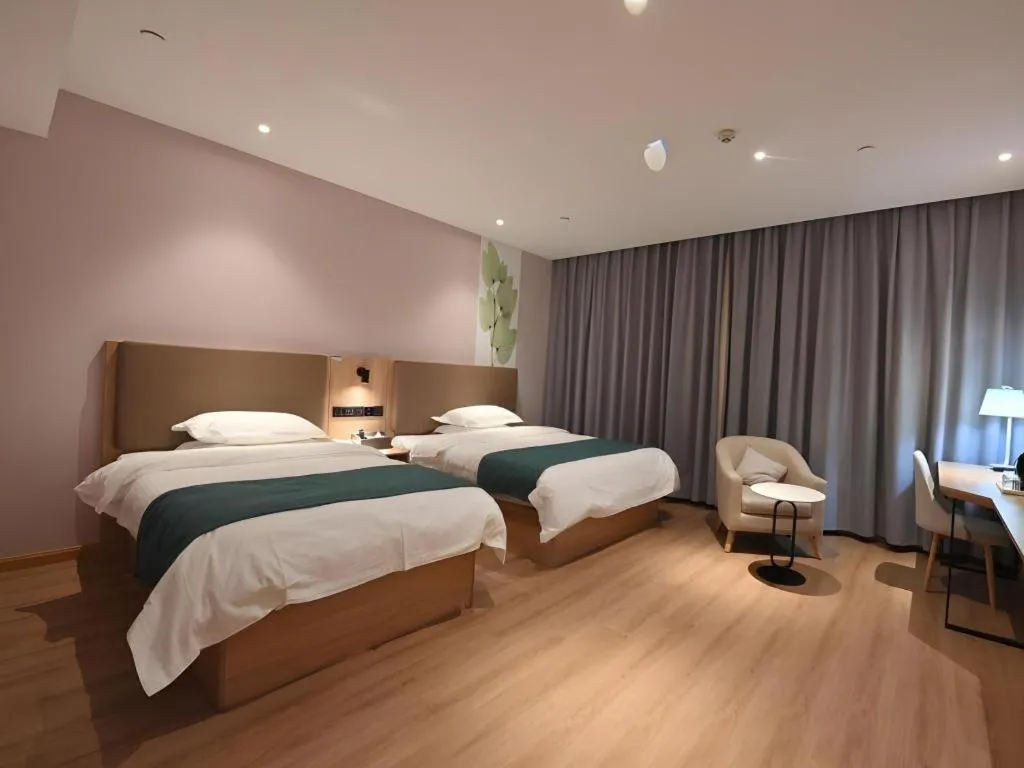 Bed in GreenTree Inn Hubei Yangxin County Lianhua Lake Mingyue Bay