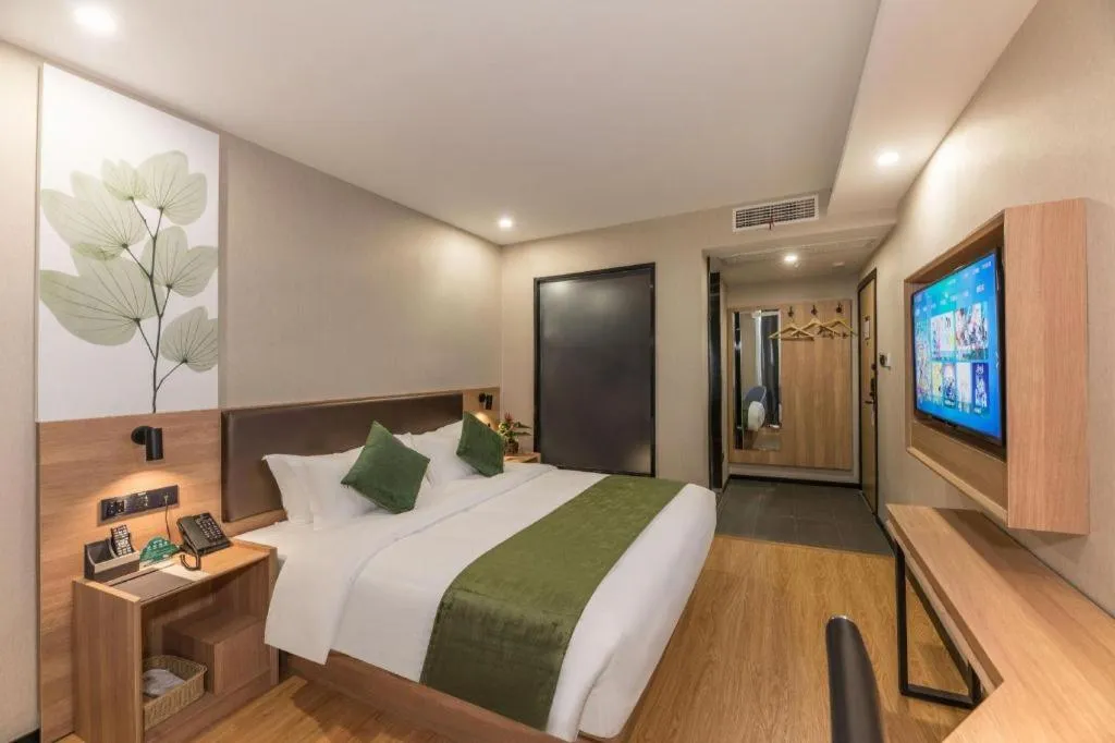 Bed in GreenTree Inn Express Zhangjiagang Hexing Town Shazhou Professional Institue of Technology