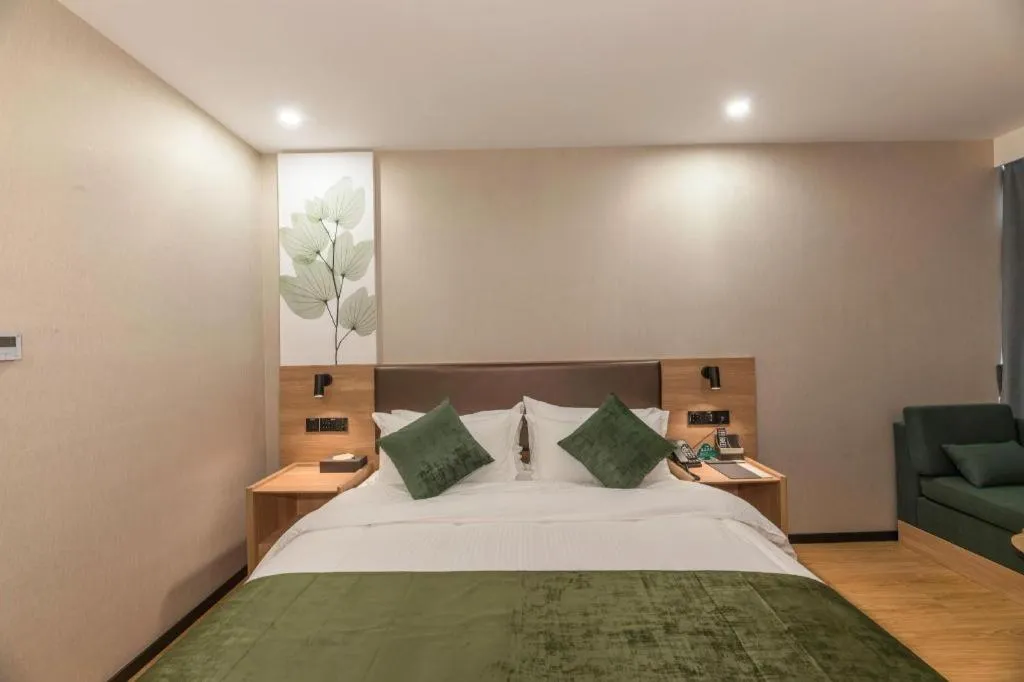 Bed in GreenTree Inn Express Zhangjiagang Hexing Town Shazhou Professional Institue of Technology