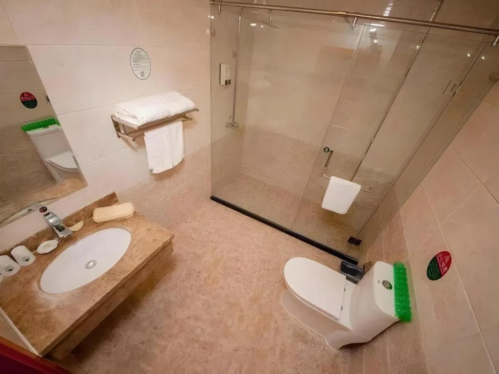 GreenTree Inn Dalian Jinzhou District Railway Station Ansheng Plaza