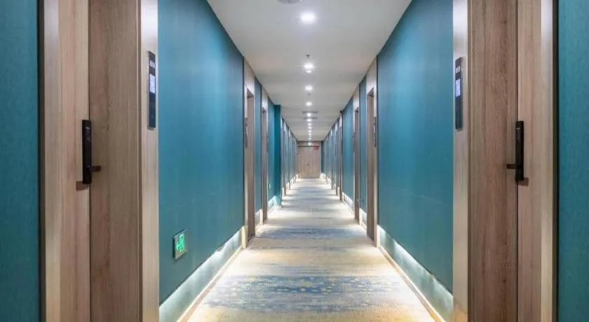 VX Hotel Jiangsu Taizhou Xinghua RT-Mart