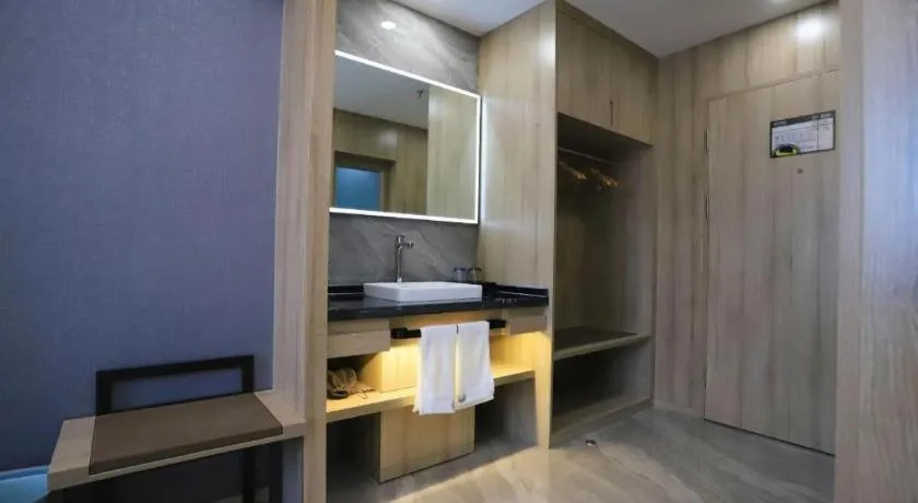 VX Hotel Jiangsu Taizhou Xinghua RT-Mart