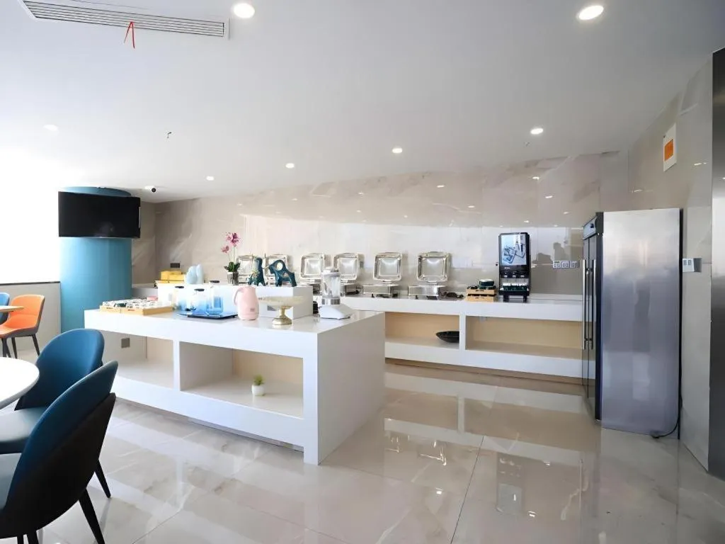 VX Hotel Jiangsu Taizhou Xinghua RT-Mart
