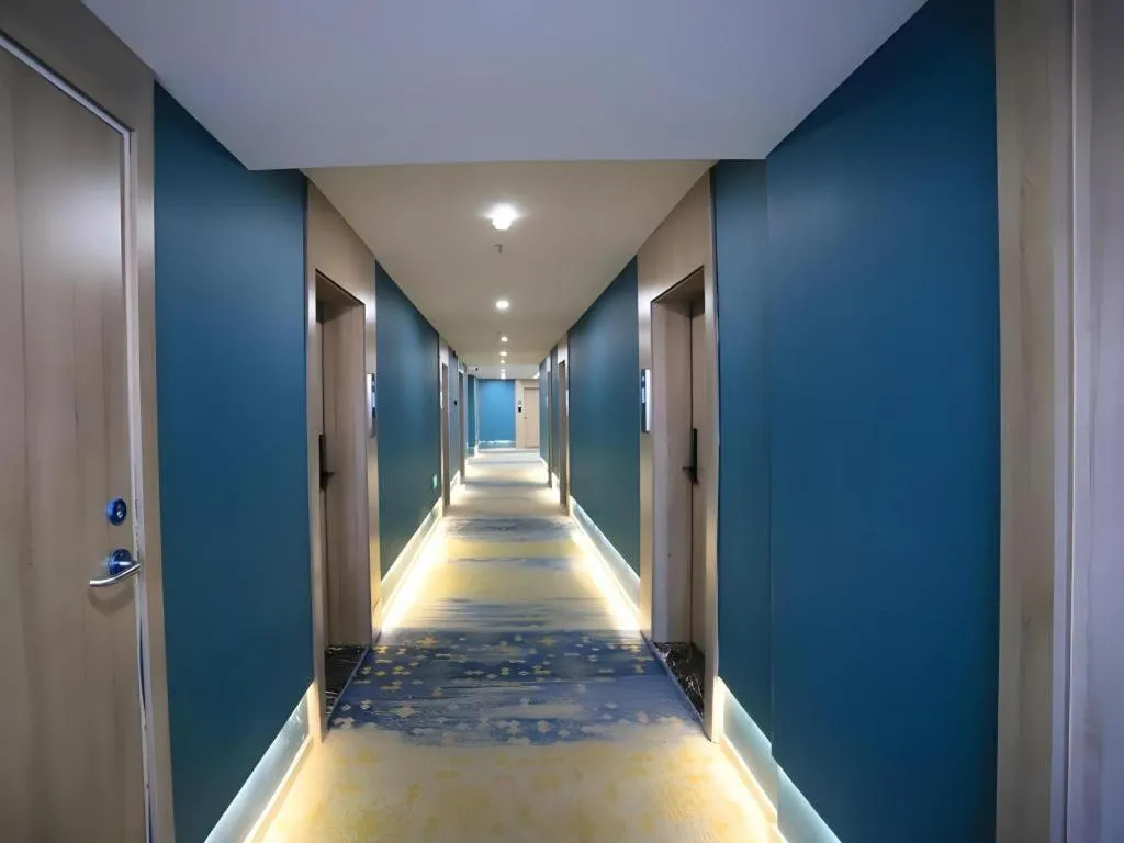 VX Hotel Jiangsu Taizhou Xinghua RT-Mart
